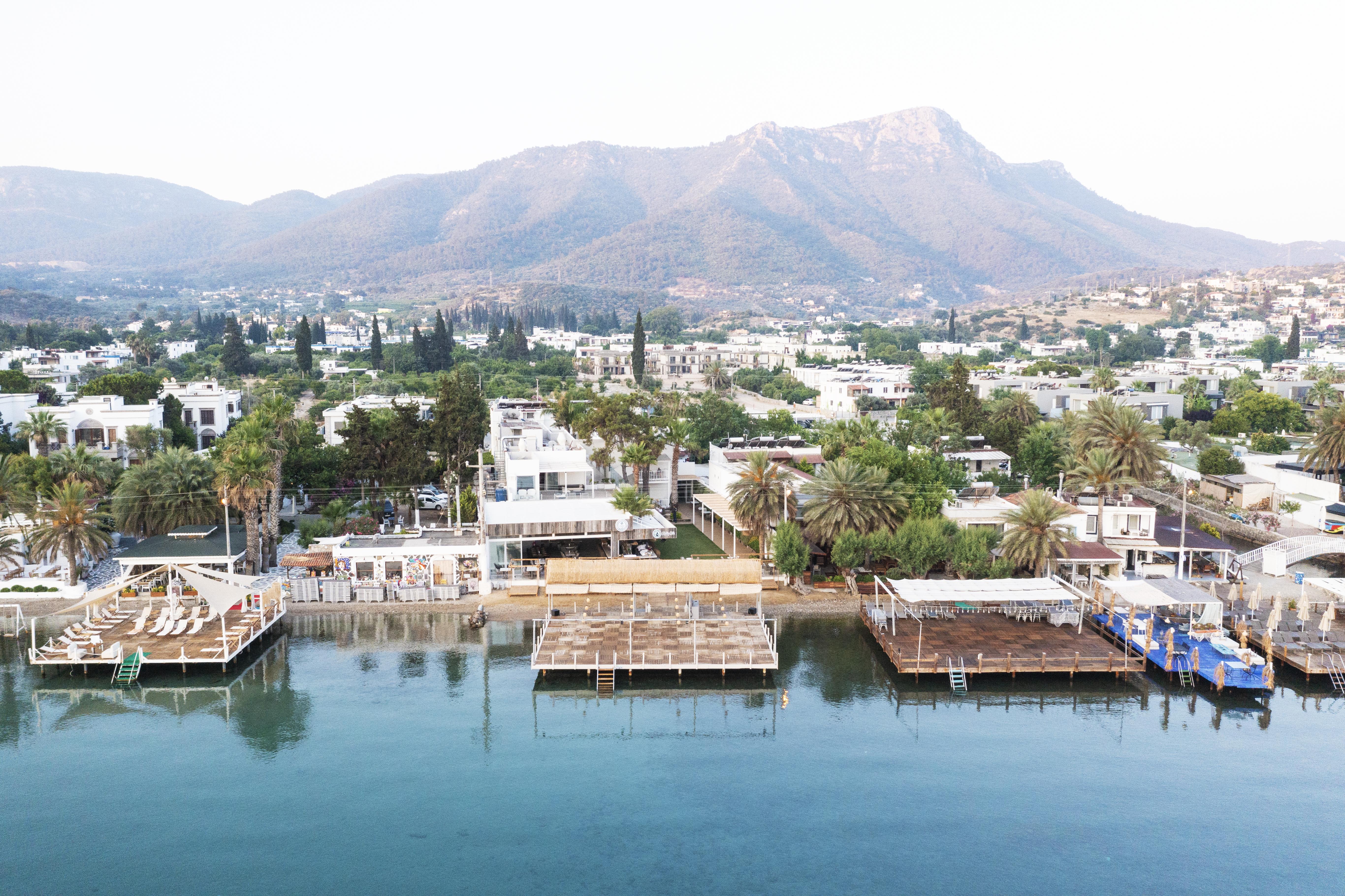 Babana Hotel Golturkbuku Bagian luar foto